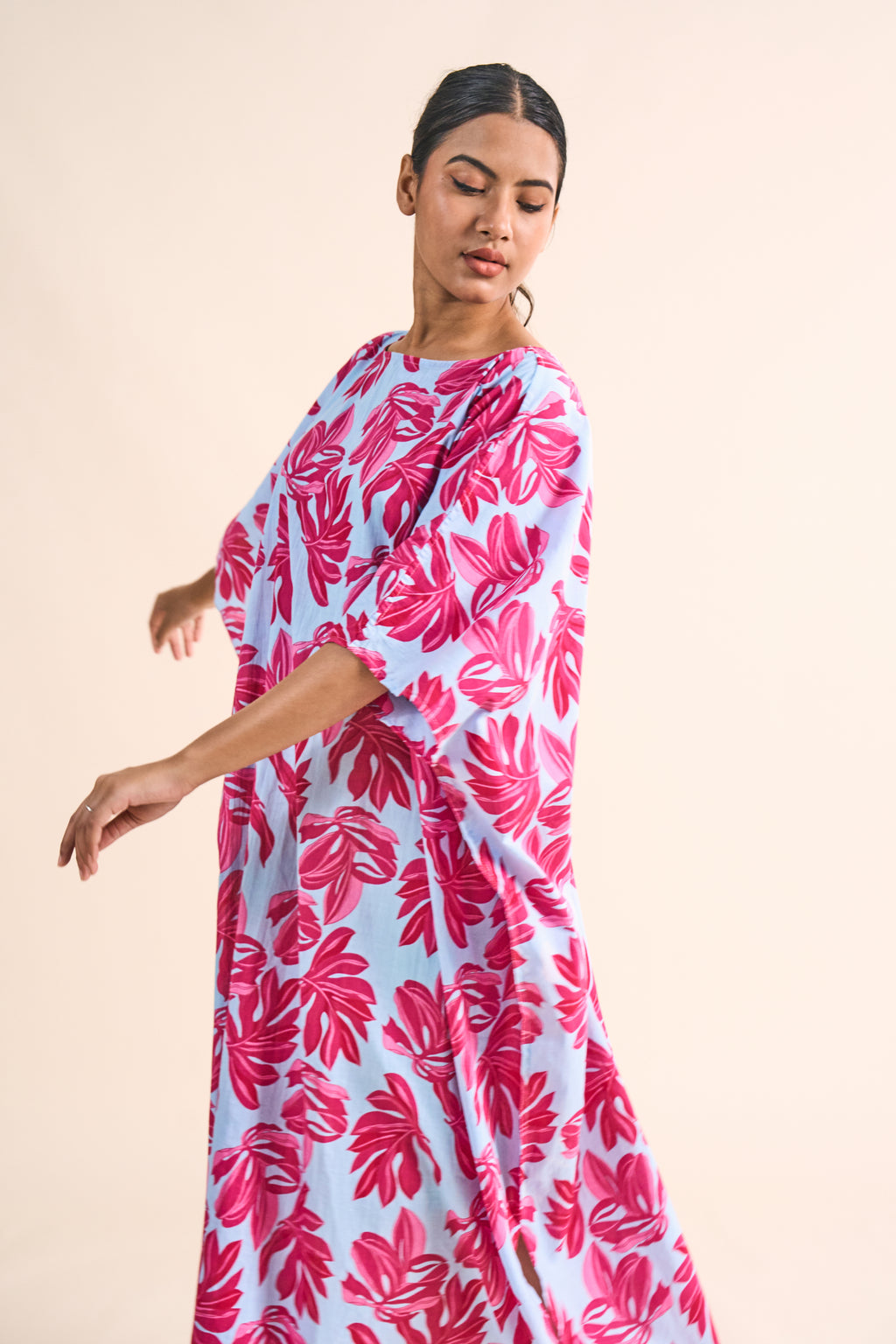 DAHLIA KAFTAN