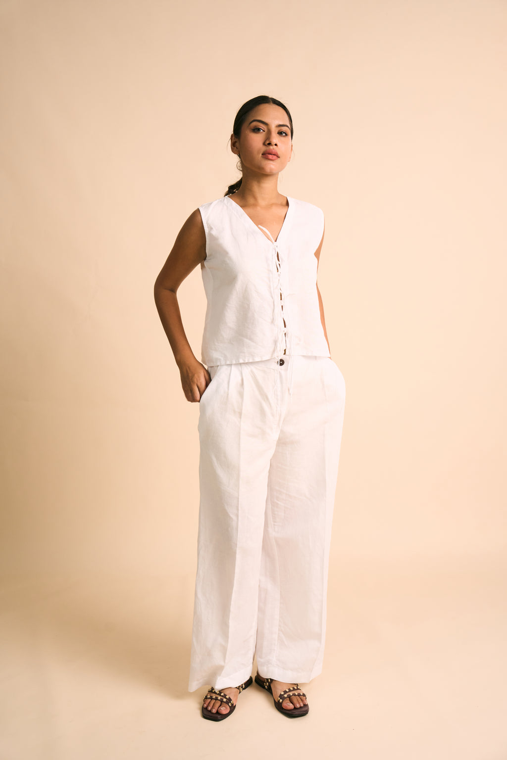 ECRU TIE-FRONT LINEN TOP