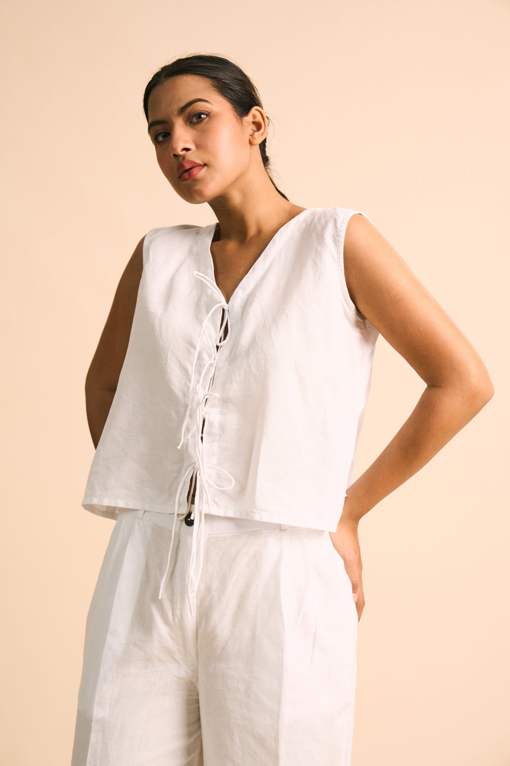 ECRU TIE-FRONT LINEN TOP
