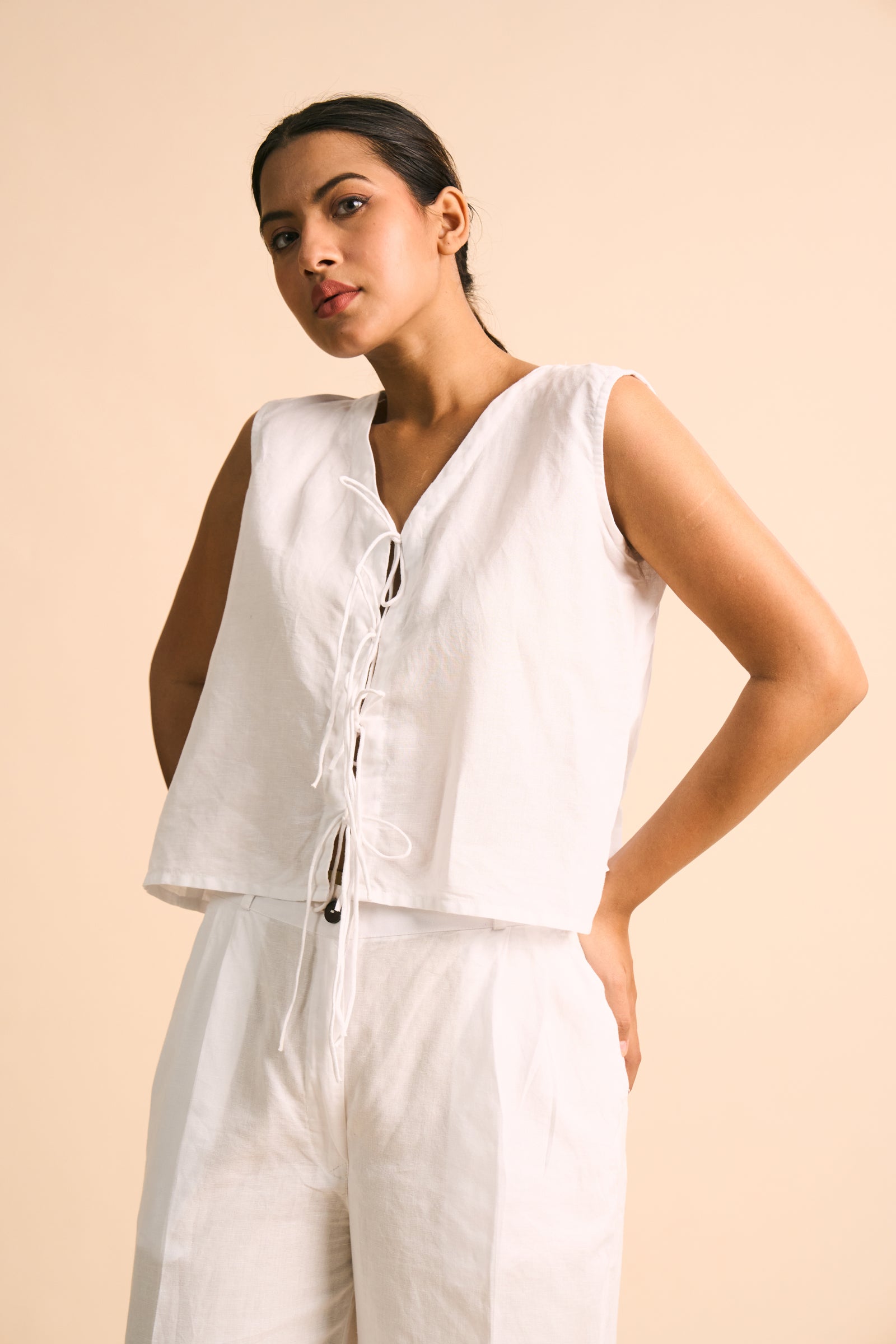 ECRU TIE-FRONT LINEN TOP