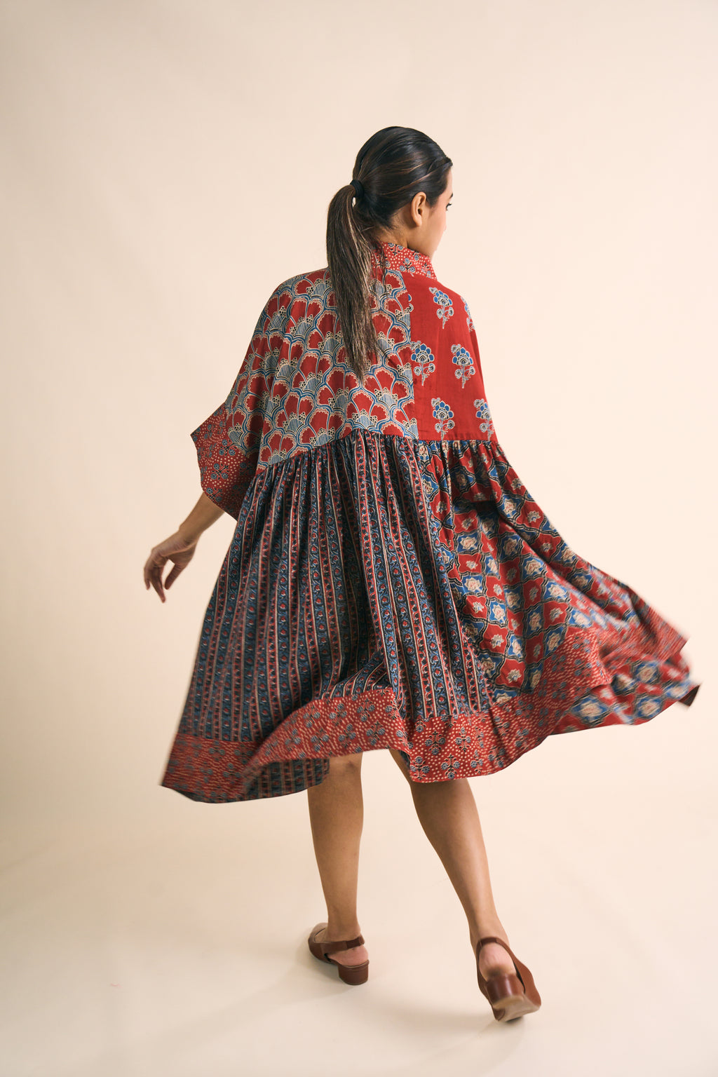 AMARA KAFTAN